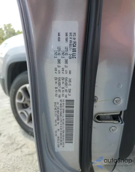 2020 Jeep Cherokee Trailhawk из США, поврежденный, VIN 1C4PJMBX7LD620998